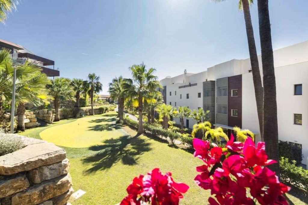 Alegria De Vivir Exclusiv 2 Bedroom Appartment Pool, Parking, Wifi, Netflix, Padel And More เอสเตโปนา ภายนอก รูปภาพ